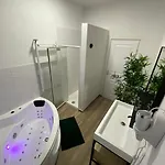 Zen - Roubaix-lille - Balneo - Cinema - Billard Appartement